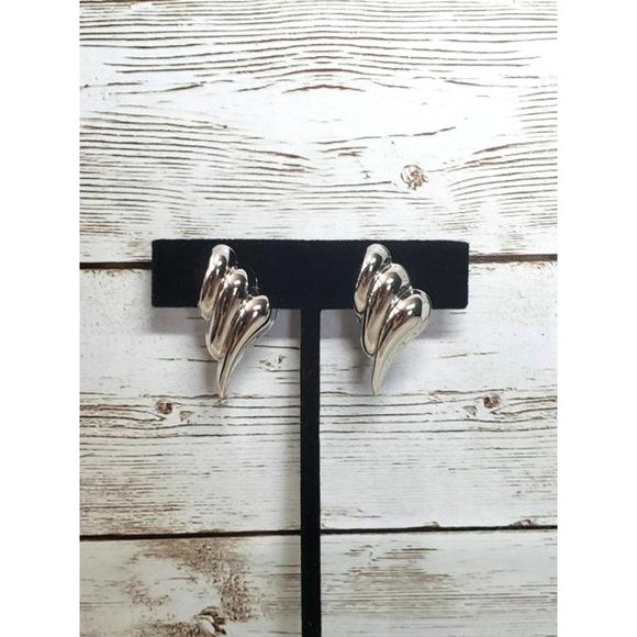 Vintage Clip On Earrings - Silver Tone Swoosh Like Chunky - Picture 2 of 4